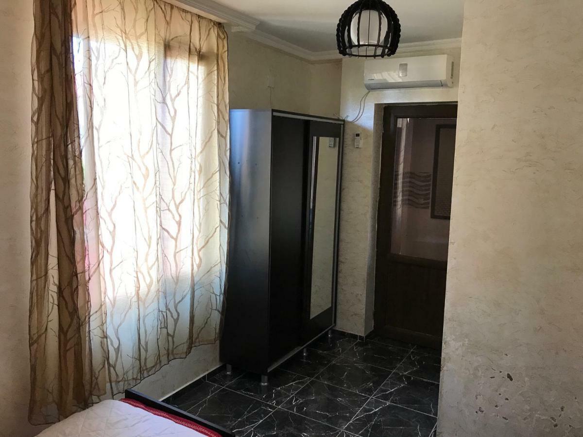Kobuleti Guest House Chexov 24 Exterior foto
